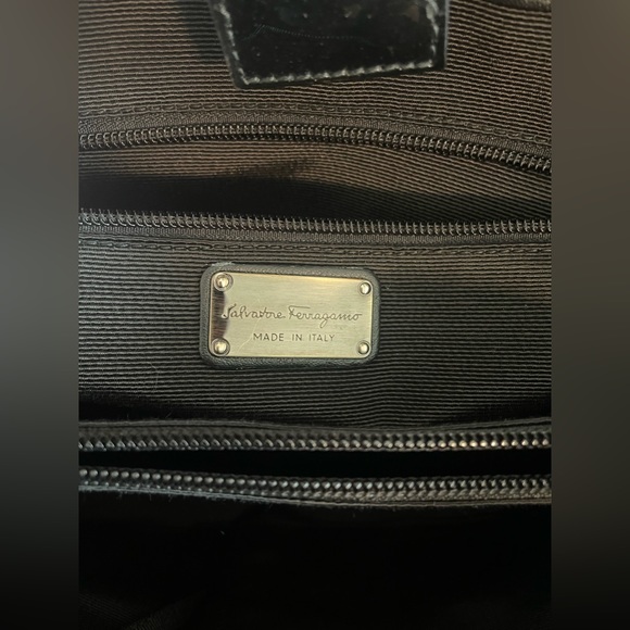 Salvatore Ferragamo Selene Patent Bow Tote - Picture 4 of 10